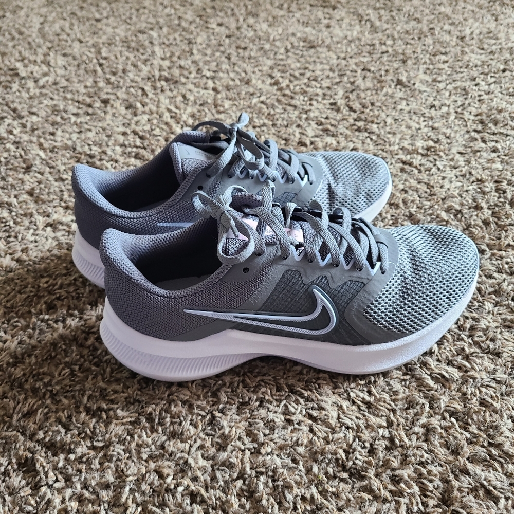 Nike Downshifter 11 Womens Shoes